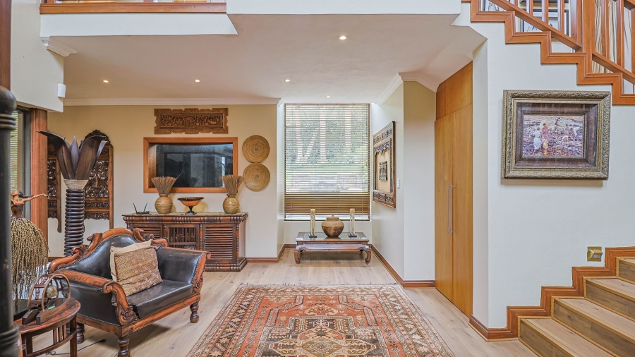 5 Bedroom Property for Sale in Birdwood Estate North West